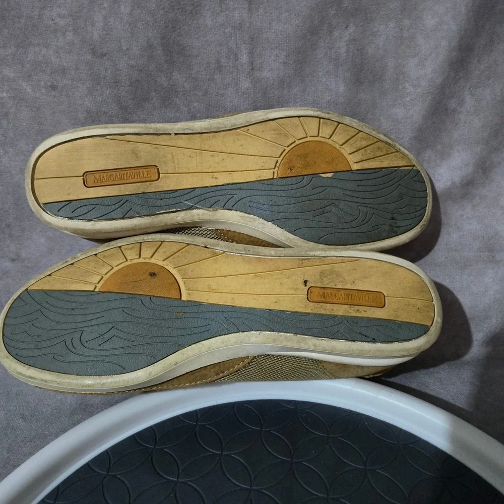 Margaritaville Boat Shoes Womens 7.5 Tan Leather Mesh Slip On Loafers Deck Shoes
